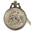 Steampunk Solider War Orologi Carving Battlefield Cassa in lega Uomo Donna Orologio da tasca al quarzo Display analogico Collana con pendente a catena C259d