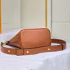 24SS Kvinnor Small Shoule Bags Grain Cowhide Leather Diagonal Crossbody Bag For Ladies Luxury Designer Handväskkort Holder Outdoor Wallet Messenger 20cm