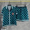 Męskie dresy 2023 Summer stały kolor męski zestaw hawajski zestaw do nadruku Zestaw rozrywki mody marki koszulki luźne szorty męskie Q240314
