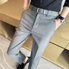 メンズスーツ高品質のビジネススーツパンツ男性ソリッドカラーオフィスソーシャルドレススリムフィットユニフォームウェディングズボンギフトベルト