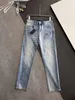 2024 Designer Jeans Uomo Denim Ricamo Pantaloni Moda Fori Pantaloni Taglia US 28-40 Pantaloni Hip Hop Distressed Cerniera per uomo Top Vendita nuovo