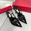 9,5 cm Scarpe con tacco alto con fiocco Scarpe da ufficio firmate da donna Sandali con tacco da barca Scivoli in pelle di pecora Slingback Décolleté Scarpe da abito bianco Specchio superiore Qualità Hardware di lusso