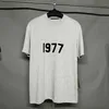 ハイストリートシーズン8ダブルスレッドフィルック1977半袖ファッションブランドTシャツ男性と女性向け