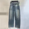Женские джинсы 2024, весенние потертые брюки в стиле ретро, украшенные поясом, прямые брюки из чистого хлопка