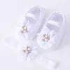 Första Walkers spädbarn baby flickor skor Mary Jane Flats Pearl Flower Princess Wedding Dress Walking For Born Spädbarn och