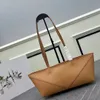 Lujos para mujer Diseñadores Bolsas Puzzle Fold Bolsos recortados Monederos Hombro Tote Cowhide Genuine Real Cuero Moda Tote grande