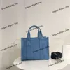 Borsa di lusso da donna borsa firmata moda Nuova borsa di tela da lettera casual Borsa a tracolla portatile colorata Borsa versatile per lo shopping di grande capacità