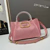 Natural Raffia Woven Tote Shopping Bag Pink Straw Beach Totes Bag V Handbag Crossbody Large Capacity Purse 240315