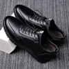 Sapatos casuais masculinos diários na moda tênis confortáveis calçados de negócios couro genuíno sapato esportivo retro elegante pelúcia quente 240328