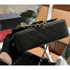 Chain 23cf Designer Classic Crossbody Bag Luxury Handbag Flap Fashion Womens Purse Genuine Leather Messenger 23*14*6cm