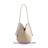 디자이너 Bottgss Ventss Solstice 숄더백 판매 틈새 디자인 토트 백 2023 Autumnwinter New Womens Texture Handbag 실제 로고와 함께 큰 용량