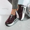 Fashion Green Platform Sneakers Women Spring Hidden Heels Sports Shoes Woman Thick Sole Non-Slip PU Leather Loafers Shoes 240309