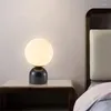 Lampes de table nordique créatives et à la mode de salon en marbre moderne de personnalité simple de chambre à coucher