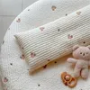 Baby Long Pillow Crib Sleep For Born Nursing Babies Accessoarer Born Room Decoration Bedbling Essentials 240311