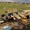 キャンプ家具ポータブルキャンプムーンチェアライトウェイトアルミニウム折りたたみピクニックビーチチェア屋外旅行用ハイキングピクニックYQ240315