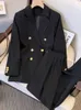 Elegant Office Lady Blazer Suit Metal Button långärmad kappa hög midja raka byxor set Spring Chic Women 2 Piece Set 240326