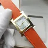 Modedesigner Mens H Titta på kvartsrörelse högkvalitativ läder kvinnors män handledsklockor Montre de luxe gåvor för kvinnor med låda