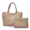 Designer Bottgss Ventss Cabat Woven Tote bags for women Wind handmade woven bag large capacity tote womens 2023 new single shoulder mother With Real Logo