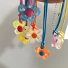 Collane con ciondolo Ins Collana dolce e colorata con grandi fiori vuoti per le donne Temperamento femminile Catena con clavicola Collo regolabile per studenti coreani