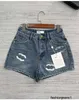 Damenjeans Hohe Version Xiaoxiang 24 High-End-Modische High-End-Jeans und Shorts mit rosa Flockmuster und hoher Taille in zwei Farben KJOQ