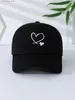 Ball Caps 1 Valentijnsdag Retro Baseball Hoed Unisex Liefde Geborduurd Veelzijdige Stijl Rustige Duck Tong Hoed High-End HatY240315