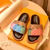 Destacados sandalias planas zapatillas de lujo de diseñador estilo de moda de verano zapatillas de estilo playero para hombres y mujeres