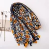 Foulards Printemps Floral Impression Coton Lin Écharpe Femme Élégante Mode Épissé Châle Femelle Style Coréen Multicolore Vintage Wraps