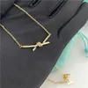 Designer New Ts Bowknot Pendant Set with Diamond Knot Collar Chain Female Rose Golden Valley Ailing Colorless Necklace