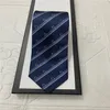 Cravatte da uomo nuove Cravatte di seta alla moda Cravatta di design al 100% Cravatta classica fatta a mano in tessuto jacquard per uomo Cravatte casual e da lavoro da sposa con scatola originale