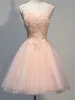 BABYONLINE Aline Silhouette Homecoming-jurk Geborduurd lijfje V-vormige halslijn Open rug met bloemenkant Knielange jurk 240305