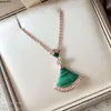 Sieraden waaiervorm ketting diamanten wit roze groen kleine elegante sieraden voor vrouwendag