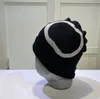 Bonnet de styliste avec lettre, casquette chaude pour homme et femme, coupe-vent de voyage, en laine, crâne, 4 couleurs, hiver 2024