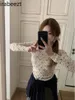 Mulheres camisetas Vintage Floral Bottom Knitwear Mulheres Outono Inverno 2024 Slim-Fit Look com Chic Long-Sleeved Pequeno Top Thirth Camisa Femme