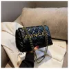Stilvolle Handtaschen von Top-Designern, Lingge-Kettentasche für Damen, neu, trendig und fortschrittlich, modisch, vielseitig, für Arbeit, Pendeln, französische Einzelschulter