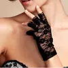 Zwart Wit Vingerloos Ontwerp Lady Goth Bruiloft Sexy korte Kanten Handschoenen Zomer Zonnebrandcrème Mittens276P