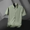 Summer Mens Silk Shirt Short Sleeve Smooth Slim Wrinkle Resistant Business Casual Mens Wear medelålders och ung herrskjorta