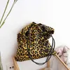 Chic Shoulder Bags Korean Simple Handbag Fashion Leopard Pattern Leisure Cloth Bag Net Red Foreign Style Fashion Bag 240311