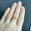 Cluster Ringe Neue Elegante P-Together Doppel-Hoop Zirkon Ring Kupfer Mit Rose Gold Überzogene Mode Schmuck Geschenk für Frauen L240315