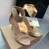 Gianvito Rossi 여성 금속성 느낌 샌들 10.5cm Stiletto Heels Sandals 샌들 여름 고급 디자이너 샌들 곡선 발목 끈 발 뒤꿈치 후면 지퍼 신발.