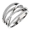 Anelli a fascia Huitan Nuovi anelli da donna in stile etnico con pietra bianca nera Micro pavimentata regalo a sorpresa per gioielli alla moda Q9298362 Dro Otydr
