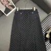 تنورة مصممة المصممين للنساء للسيدات ، GG Letters Half Length Denim تنورة في الربيع والصيف بألوان أنماط قديمة مرتفعة للغاية بالنسبة لركبة 5GFK AU2A