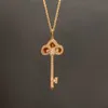 Ontwerper tiffay en co sleutelketting 18K Rose Gold Iris ingelegde diamant hoogwaardige gevoel platte vervanging dikke ambachtelijke trui keten vrouwelijk