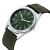 Montres-bracelets Montre à quartz simple Hommes Mains lumineuses Toile tissée Ceinture Fluorescent Vert Mode Homme Calendrier Semaine Affichage Cadeaux