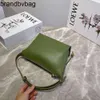 Läder loeweely loewve lyxdesigner handväskor kvinnor grön handväska crossbody kvinnlig stor kapacitet axelväskor