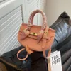 Luxus-Handtaschen werden günstig verkauft Baigou Trendy Fashion Satteltasche für Frauen 2024 Neue Handtasche mit Lychee-Muster Kleine und exquisite Schulter