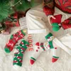 Chaussettes de noël en molleton de corail pour femmes, chaudes et épaisses, bonhomme de neige d'hiver, sol de couchage