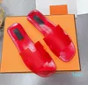 Tasarımcı Kadın Şeffaf Slayt Aloha Sandal Yaz Kauçuk Düz Ayakkabı Moda Lüks Oran Sandal Plajı Büyük Head Beach Açık Terlik