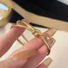 Tifaniym classic T Family V Gold Knot Bracelet Womens 18k Rose Inlaid Diamond Buckle Interface