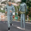 Tute da uomo Quick Dry Uomo Giacca a vento da esterno Magliette casual Pantaloni Felpe sportive traspiranti di qualità Giacche da jogging Set di vestiti da corsa