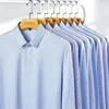 Rozciągają koszule męskie małże koszule z długimi rękawami Wysokiej jakości mężczyźni Slim Fit Social Business Blouse Striped Shirt 240312